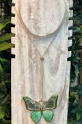 Collar Mariposa en Verde Esmeralda
