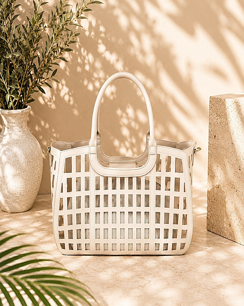 Bolso beig calado elegante